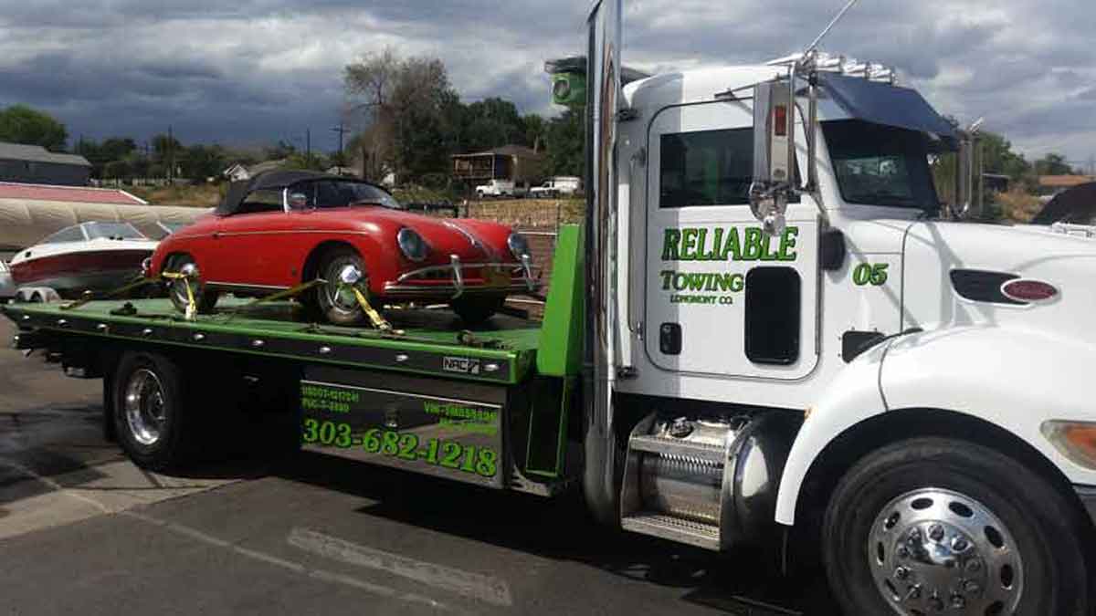 Flat Bed Towing Longmont co.