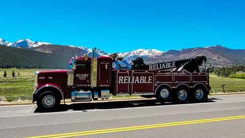 Heavy Towing Longmont CO